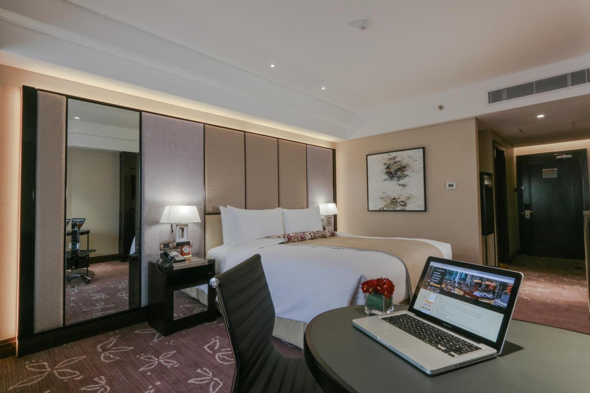 Diamond Hotel Philippines Manila Pokoj fotografie