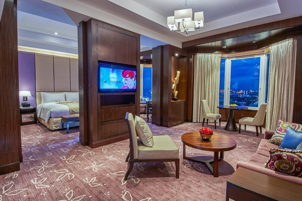 Diamond Hotel Philippines Manila Exteriér fotografie
