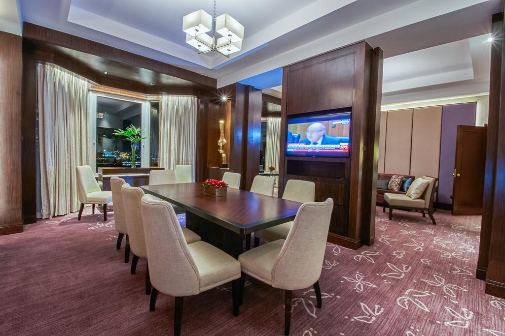 Diamond Hotel Philippines Manila Exteriér fotografie