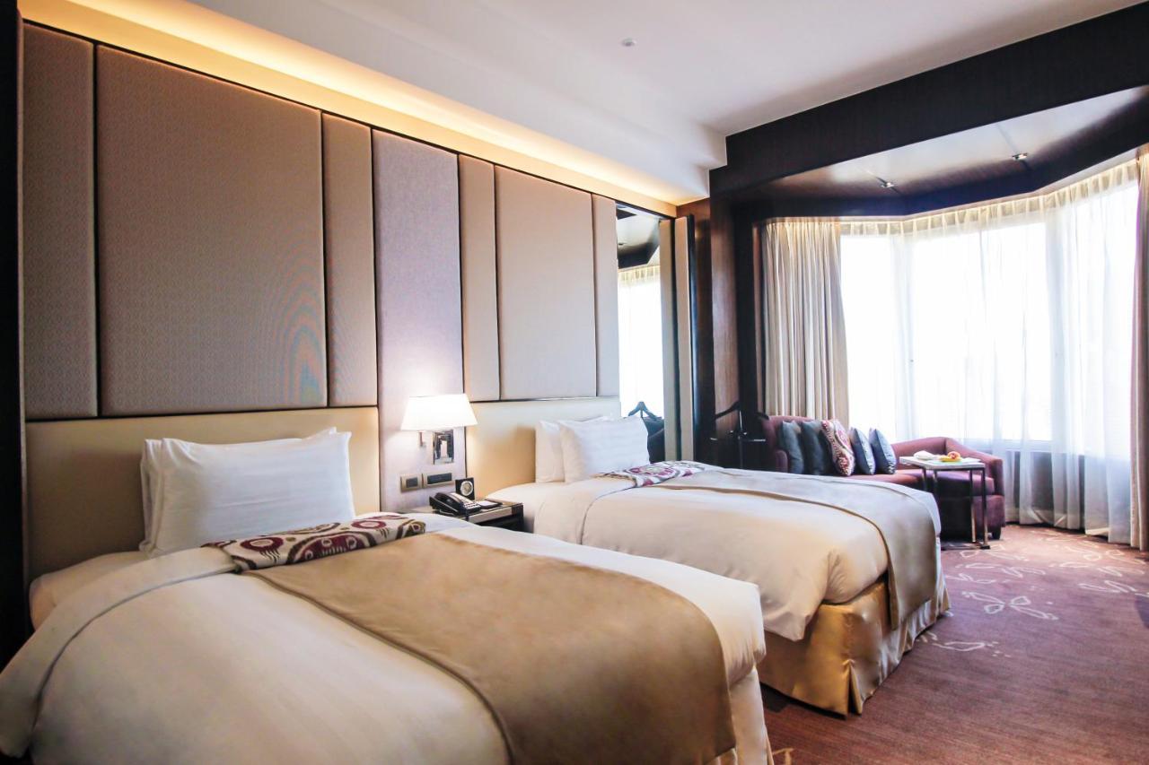 Diamond Hotel Philippines Manila Exteriér fotografie